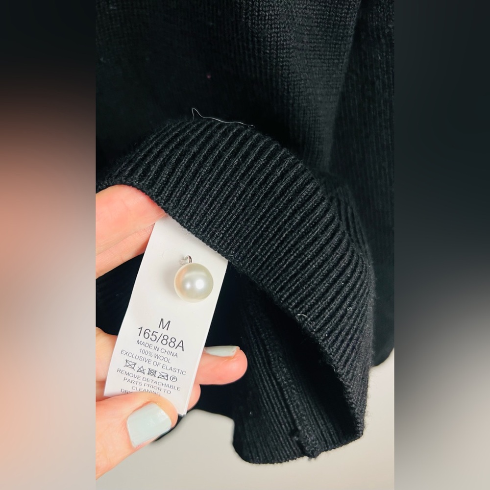 Kate Spade Black Wool Knit Top – White Mock Collar Preppy Sweater – Classic - M - Picture 6 of 10